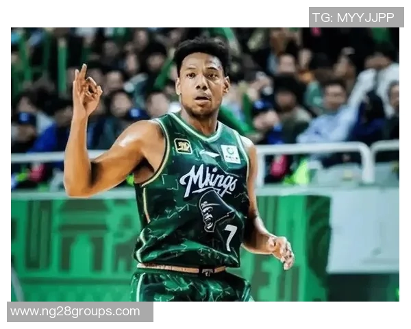 同曦官博庆祝祝铭震29岁生日并宣布今夏续约顶薪计划